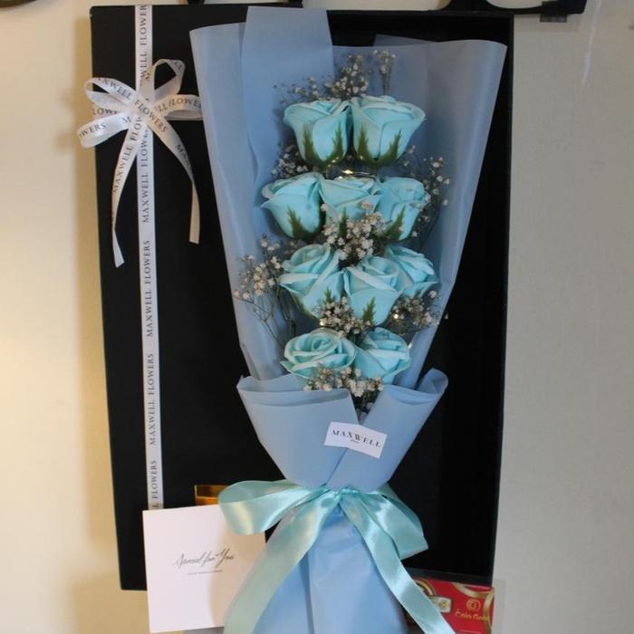 Hadiah bunga bouquet buket bunga sabun import lampu valentine box - Biru tosca
