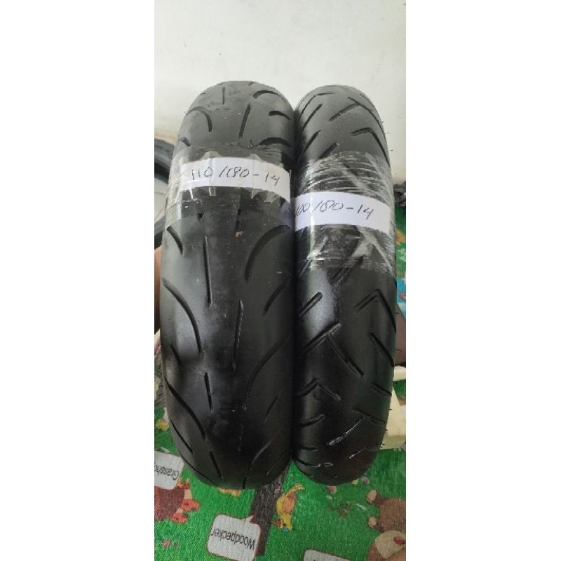 Ban FEDERAL Uk 100/80 - 110/80 Ring 14 Tubeless