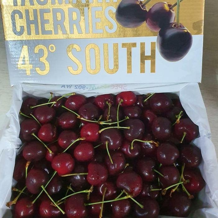 BUAH CHERRY RED TASMANIA PREMIUM FRESH AUSTRALIA 43° SOUTH BOX - isi 5 kg
