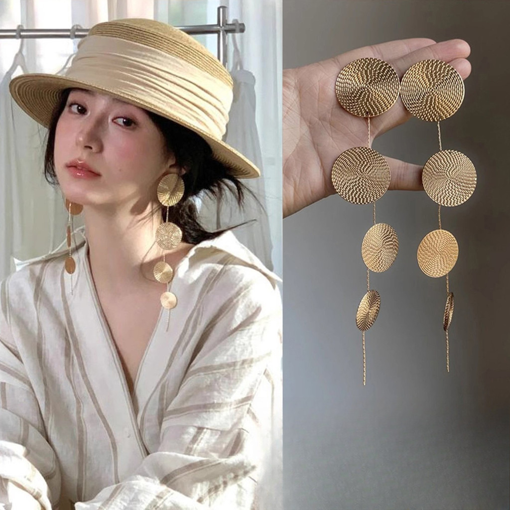 Anting-anting berumbai panjang cakram emas