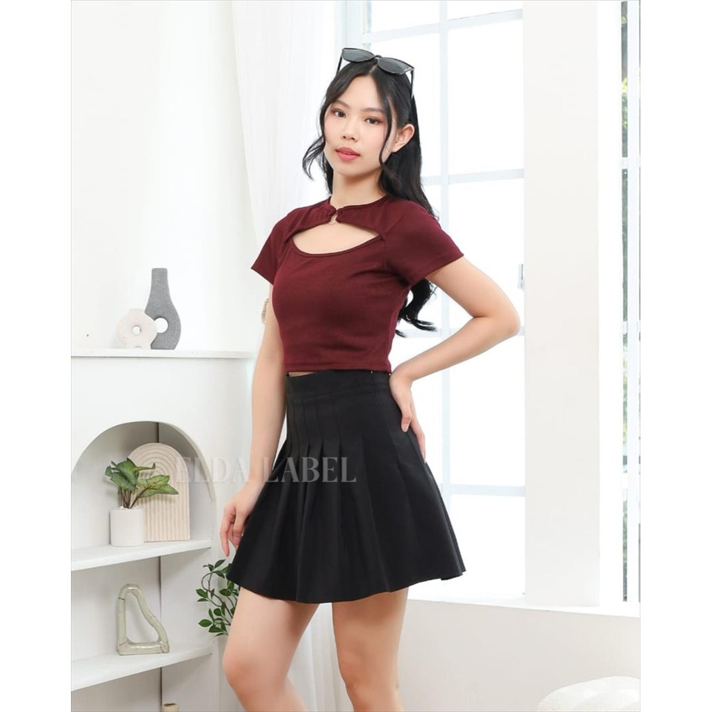 ELDA LABEL | sassy T-Shirt Top Atasan Wanita Dengan Bolong Dada