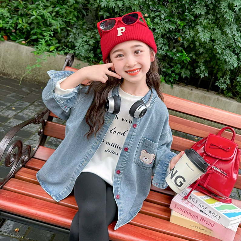Kemeja denim wanita, kemeja gaya Korea baru, jaket tipis yang modis.