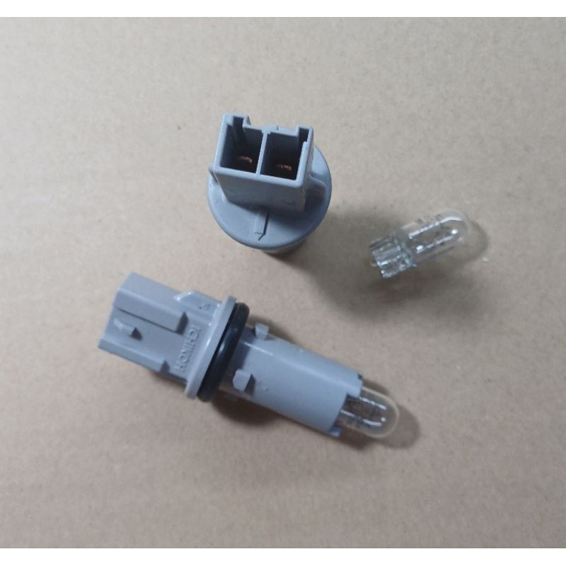 Fitting Bohlamp Lampu Senja Mobil Original Baru