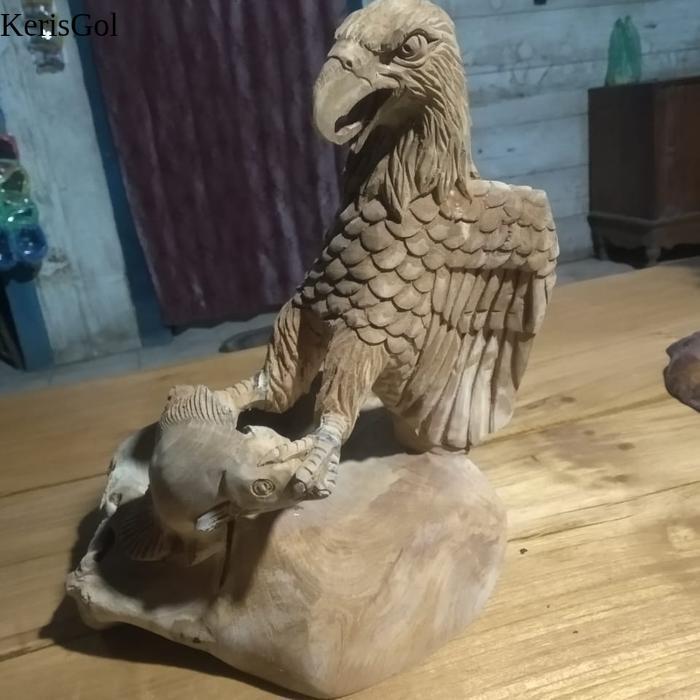 Custom asbak ukiran elang kayu jati GL5