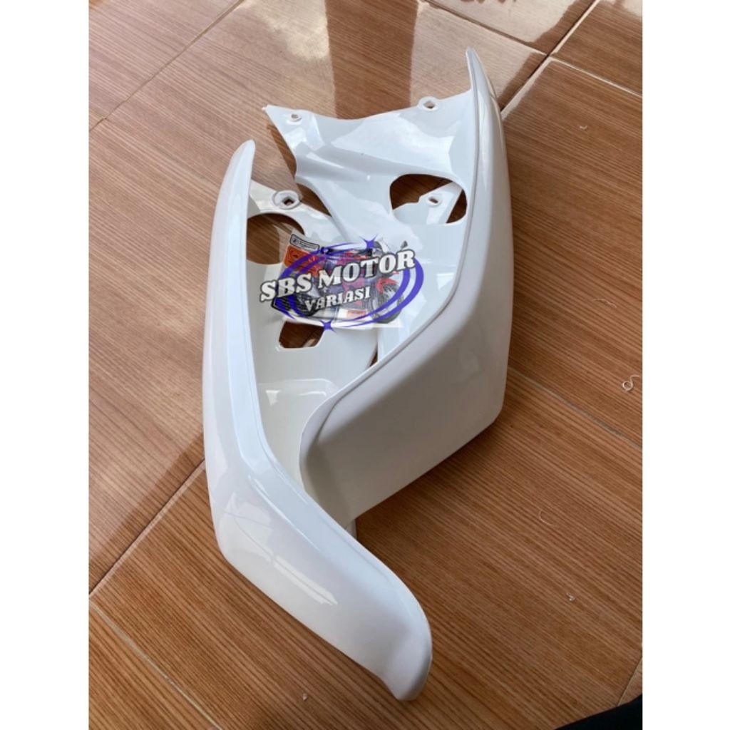 SAYAP HONDA ASTREA GRAND DEPAN PUTIH