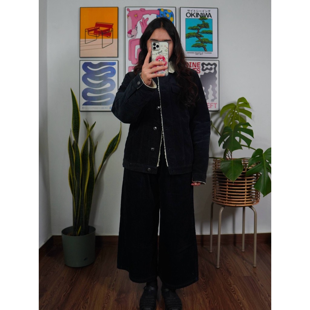 jaket wanita 
Cavaria size M (seperti baru)
100% original 240726D