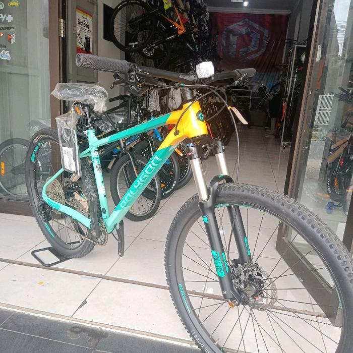 polygon xtrada 7 2022 27.5 size L 1x12 speed