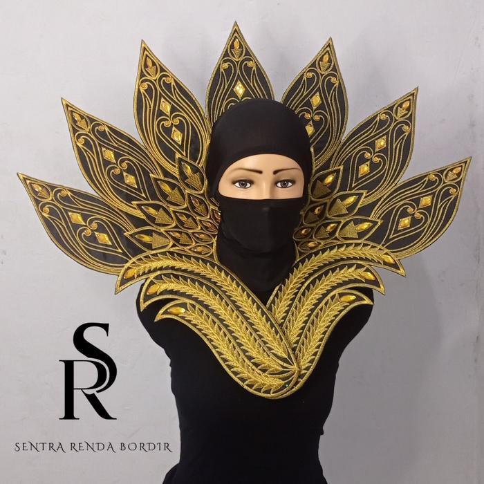 Kostum Karnaval Renda Bordir Motif Daun Jantung Hati - Hitam Gold