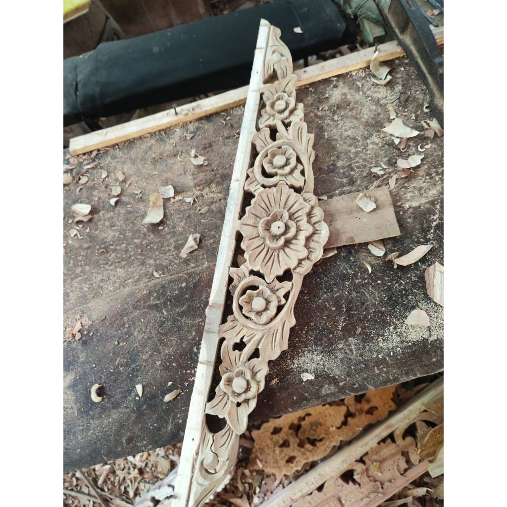 Ornamen Ukir Mentahan Ukir Relief Bunga Sepasang Kayu Natural