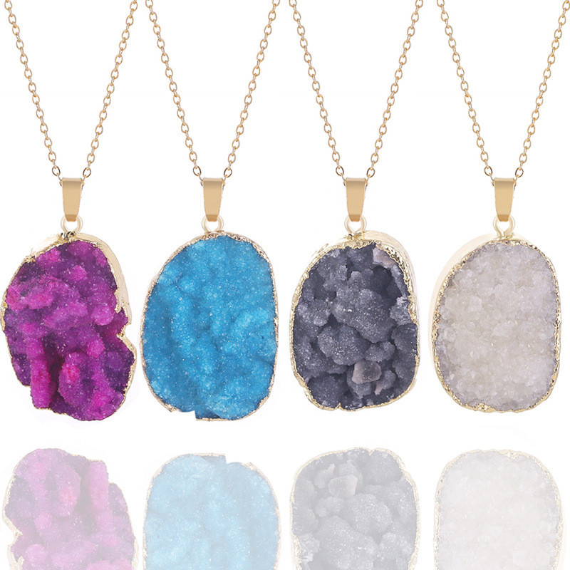 Liontin batu kasar kristal batu alam, liontin berlapis emas cluster kristal tidak beraturan (liontin