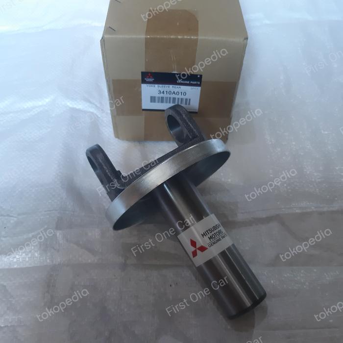 yoke sleeve belakang triton 2.8 /2.5 quality