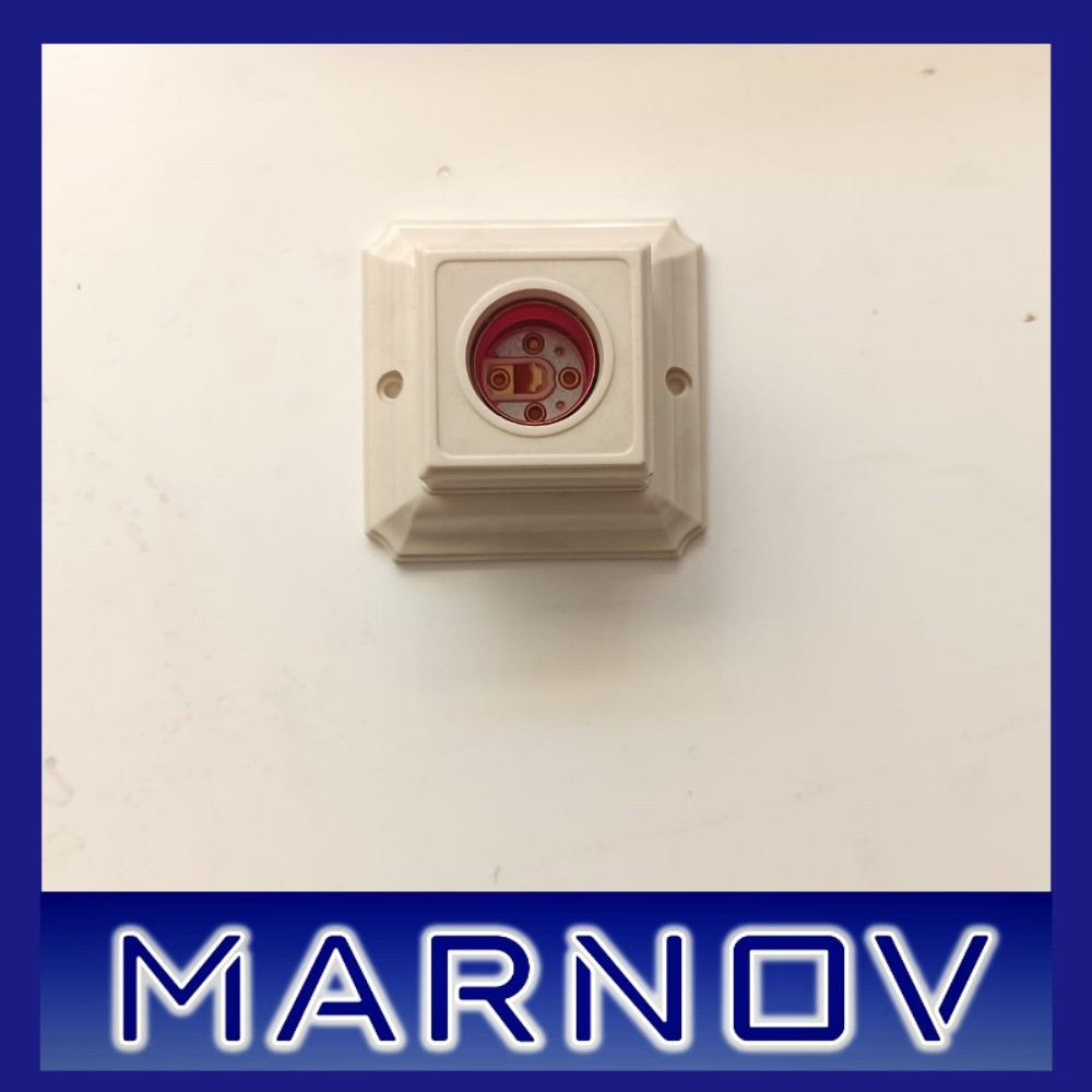 Fitting Lampu Broco Kotak Plafon  Krem / Putih