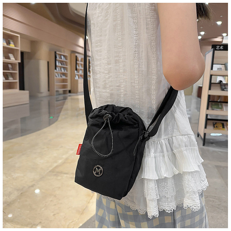 Tas Selempang HP Kecil Vertikal Hitam Tas Mini Kecil Untuk Wanita Tas Wanita Panas Baru