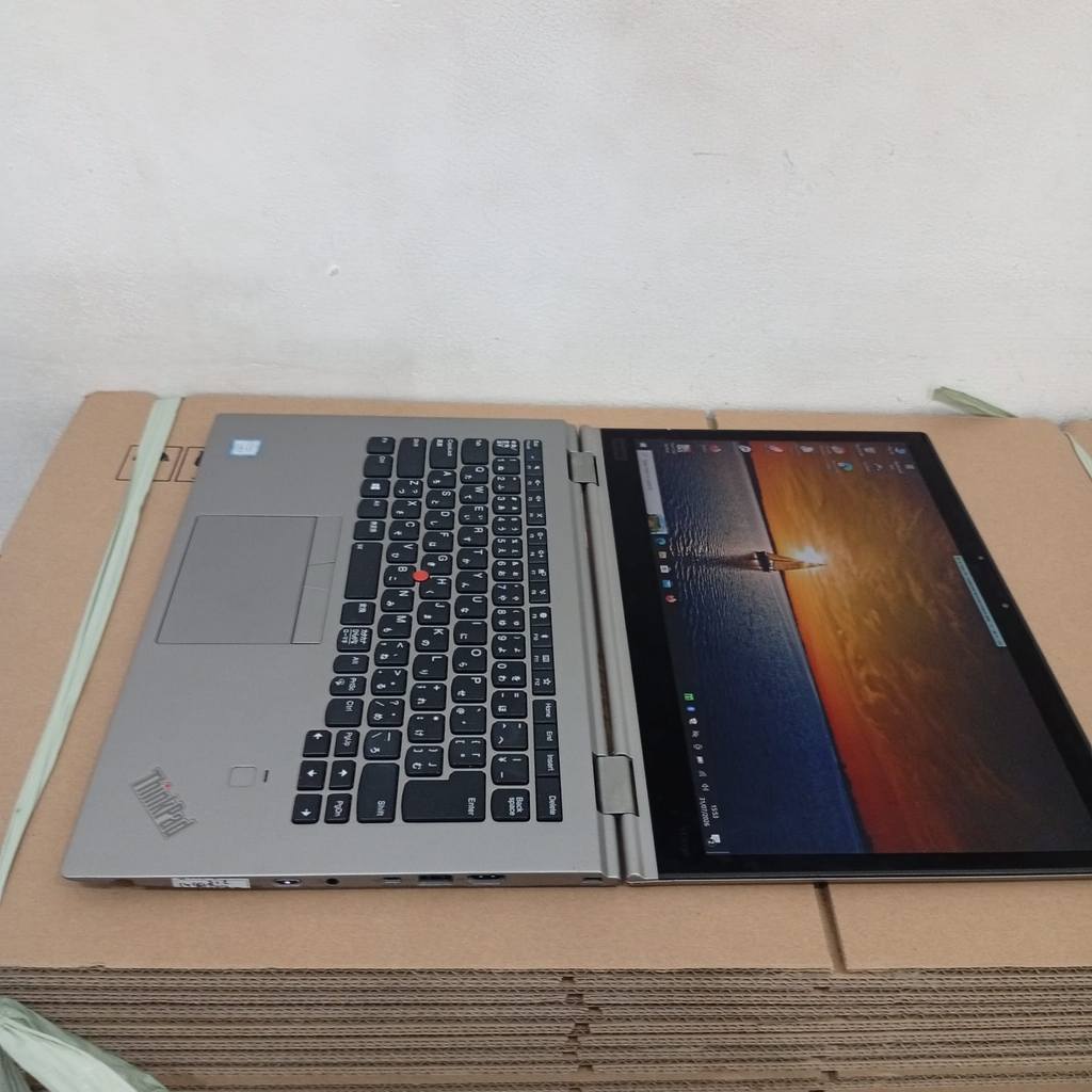 laptop Lenovo X1 Yoga 3rd touchscreen flip ssd 256 CORE i5 Gen8 HOT SALE 9.9