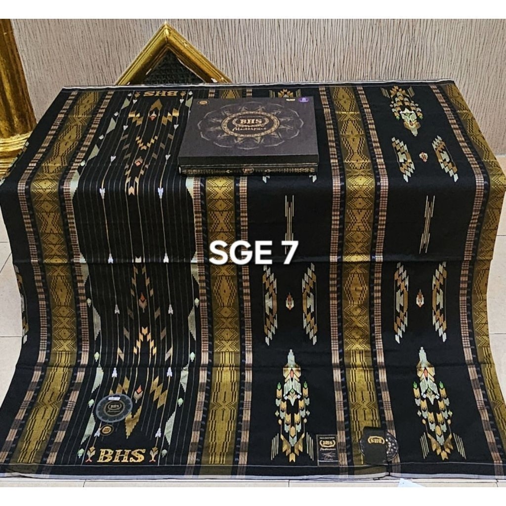 sarung bhs sge jib masterpiece gold dan signature full songket timbul bahan sutra sarung termahal be