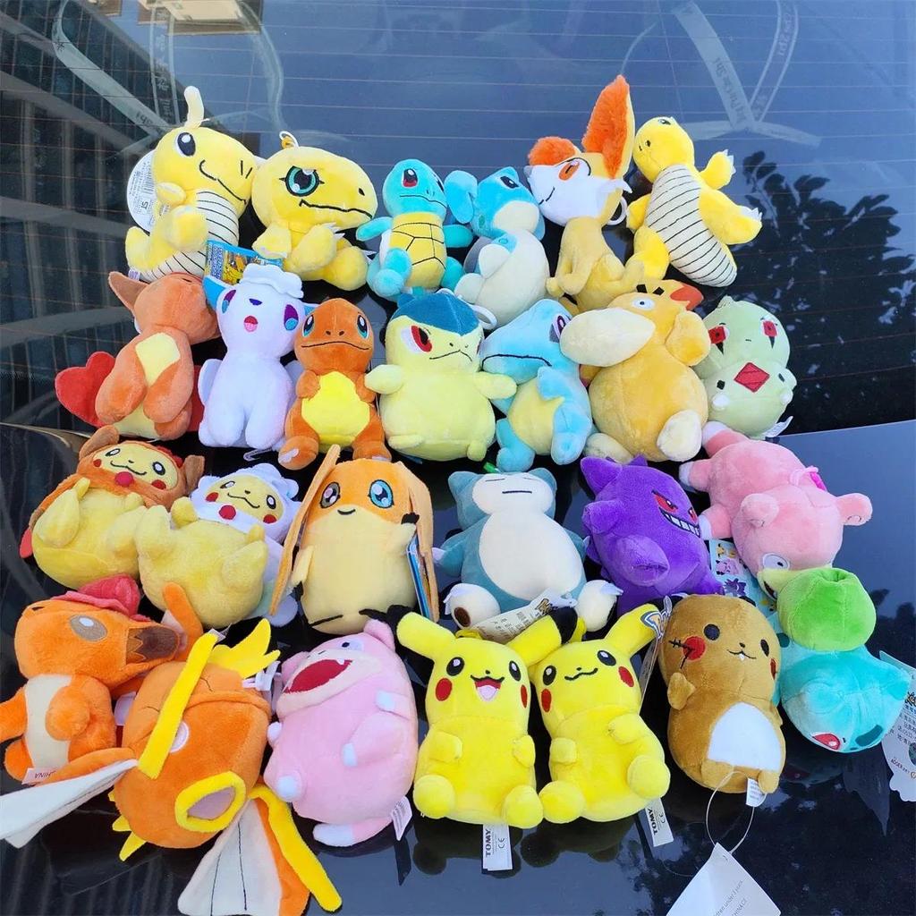 10Pcs/Lot Pokemon Charmander Psyduck Mew Ditto Dragonite Gengar Bulbasaur Snorlax  Cyndaquil Eevee L