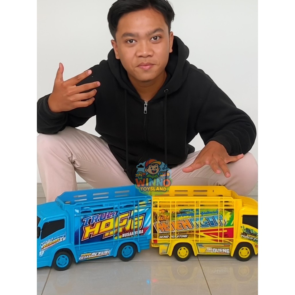 Mainan Truk Horeg Oleng Anak Bisa Jalan Berputar 360° Bak & Spion Buka Tutup