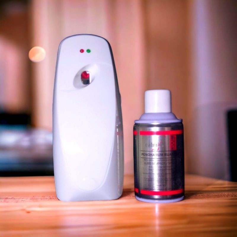 Ready Pengharum ruangan lengkap Alat spray otomatis plus Refill CALMIC  sudah free batre