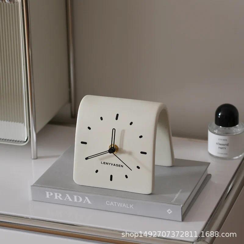 Creative countertop ceramic clock, simple desk clock, home decoration, living room bedside, silent d