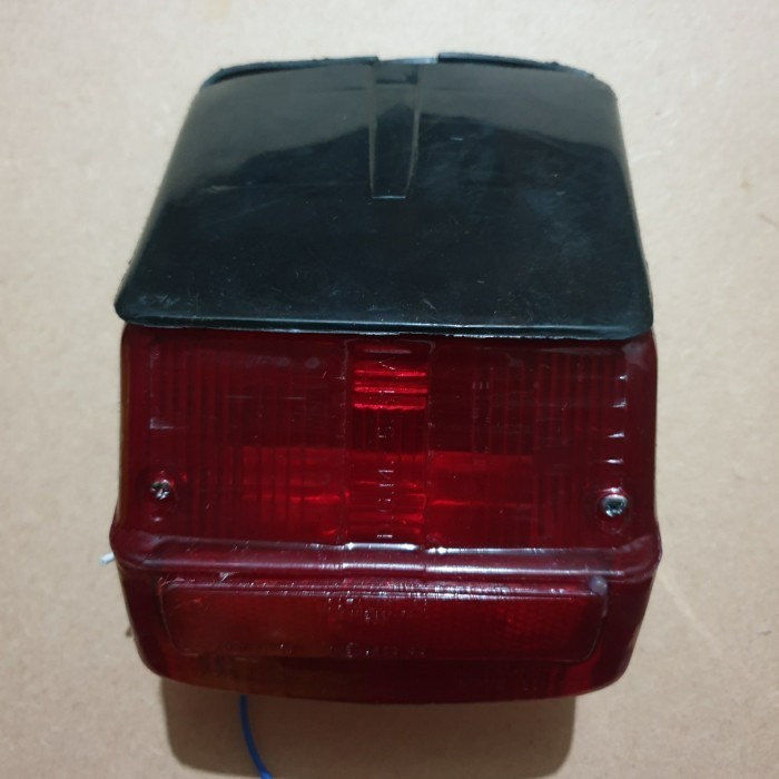 Lampu Stop Vespa Sprint Super 78 Lampu Belakang Stop Lamp