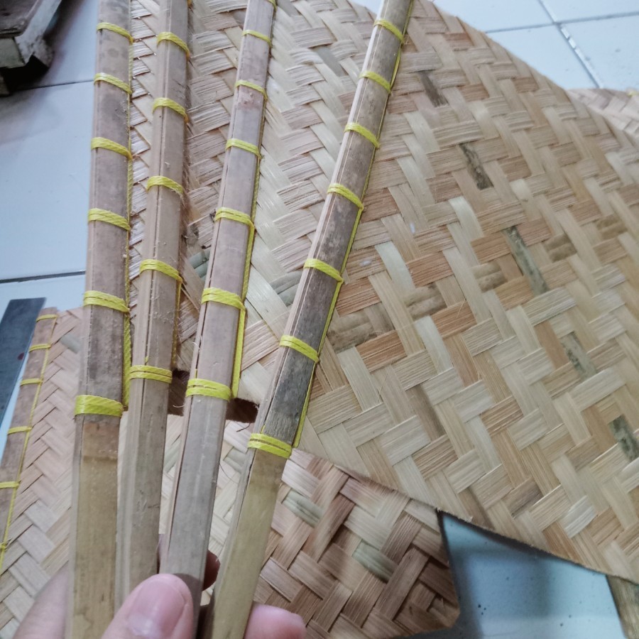 Kipas sate,kipas bambu,Ilir bambu, kipas bambu tradisional,kipas sate manual