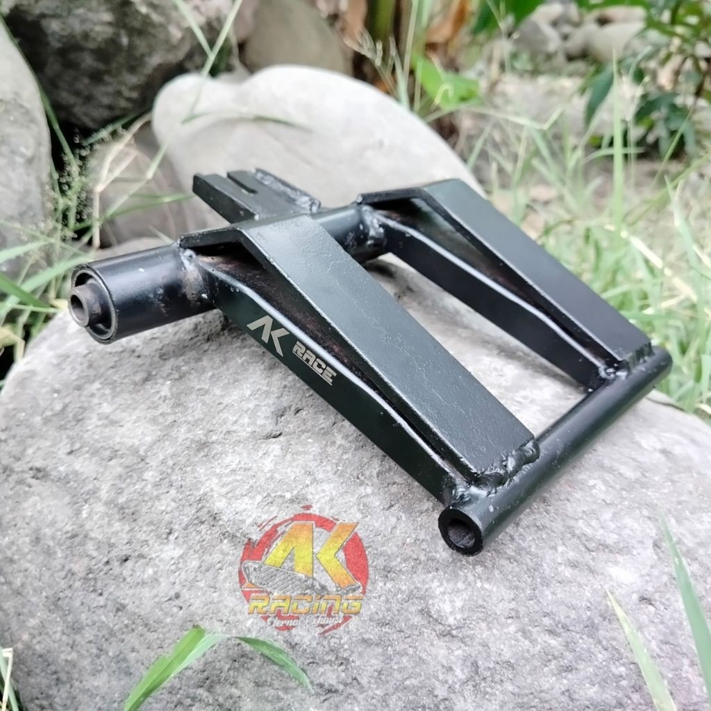 AKrace Engine Mounting VARIO 125/150 Monting AK-race VARIO 125/150 LED NEW MOUNTING VARIO 125/150 NE