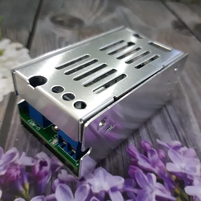 RJC DC-DC 200W Step-Up 10A Boost Converter Step Up penaik tegangan Stepup