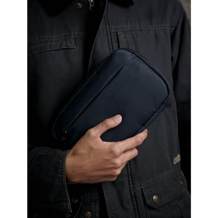 Incase Nylon Accessory Organizer Pouch Bag (INTR400402) | Pouch Bag pria | Tas Tangan pria - NAVY