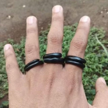 CINCIN AKAR BAHAR HITAM SUPER