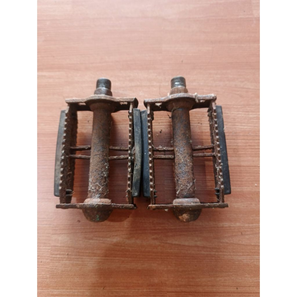pedal sepeda balap jadul besi second