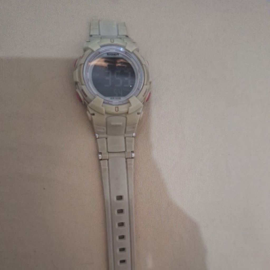 Jam tangan wanita eiger