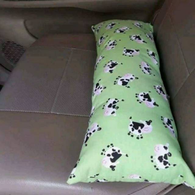 BANTAL MOBIL KARAKTER