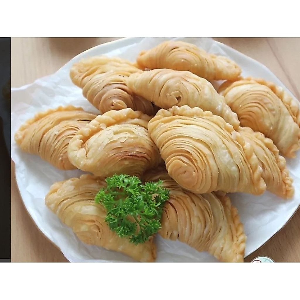 Karipap ( Curry Puff)