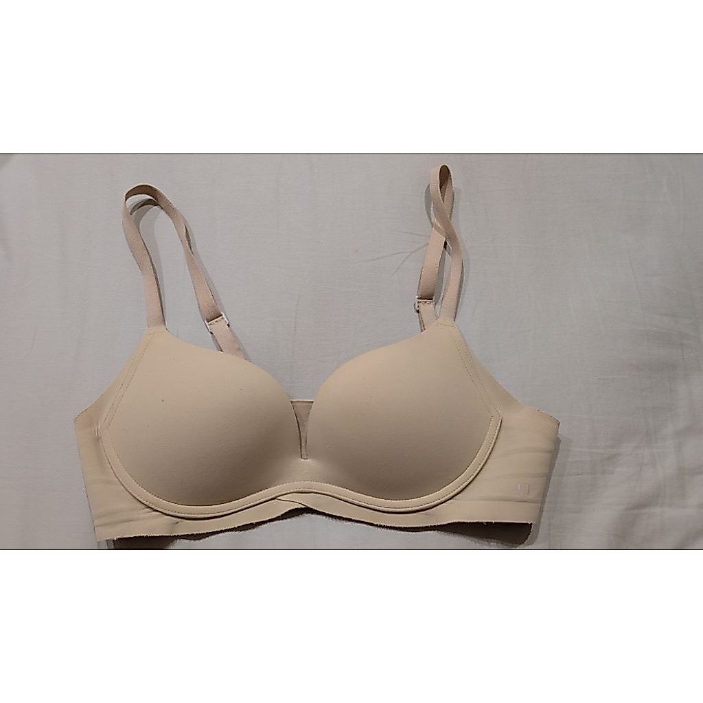 Preloved good conditions Ubras push up bra size 75A