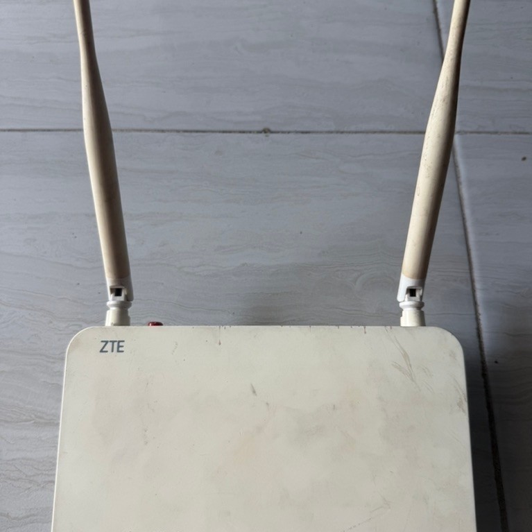 Modem Router GPON ZTE F609 V3