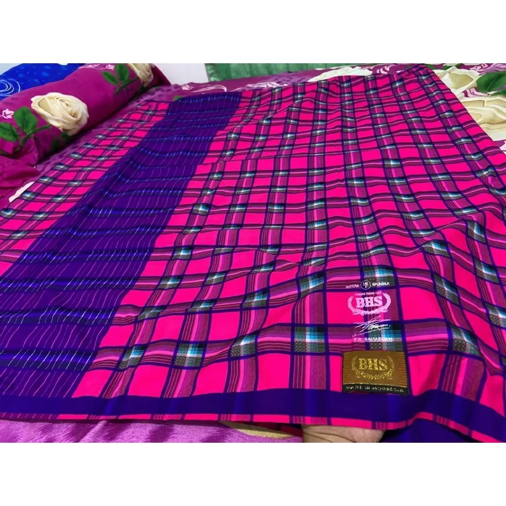 Promo SARUNG BHS SECOND BEKAS MACAM MACAM TYPE FULL SUTERA SPUNSLIK DAN MESRES BISA COD BAYAR DI TEM