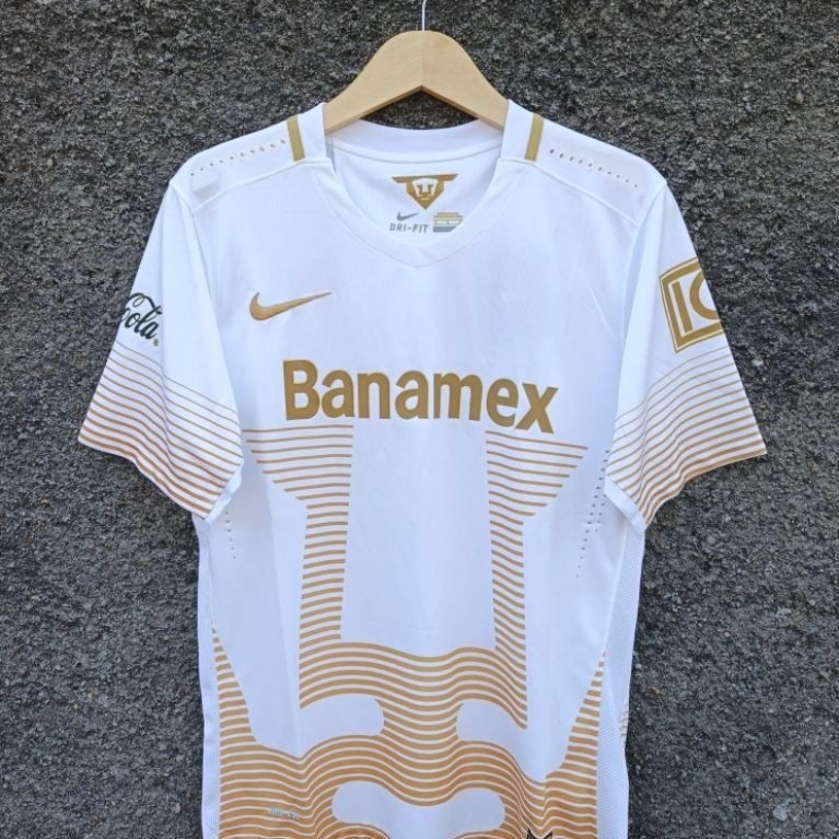 Jersey Pumas unam home 15/16 player issue