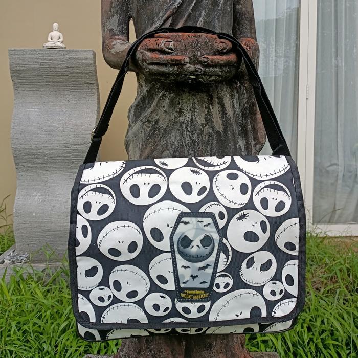 tas slempang the nightmare before christmas