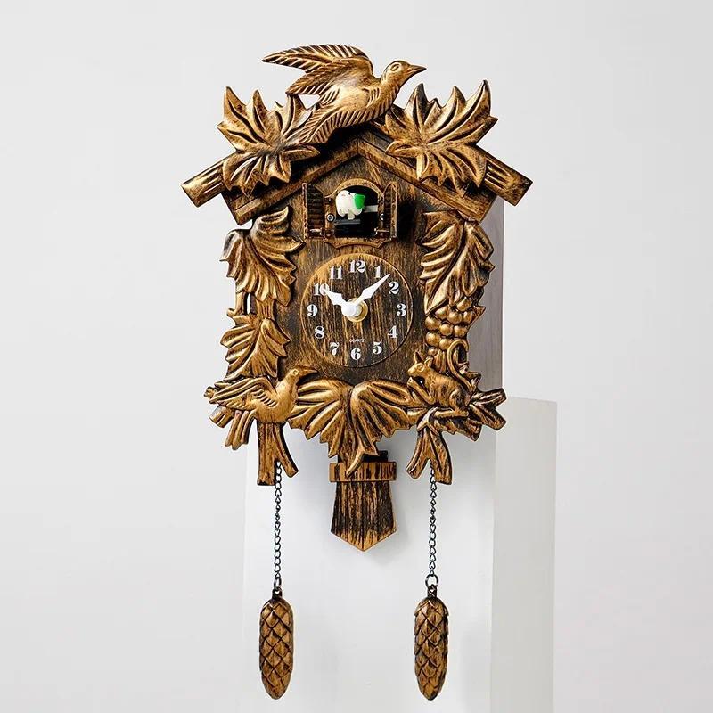 Vintage Cuckoo Wall Clock Hourly Chiming Plastic Cuckoo Clock Home Decor Kids Room Wall Clock