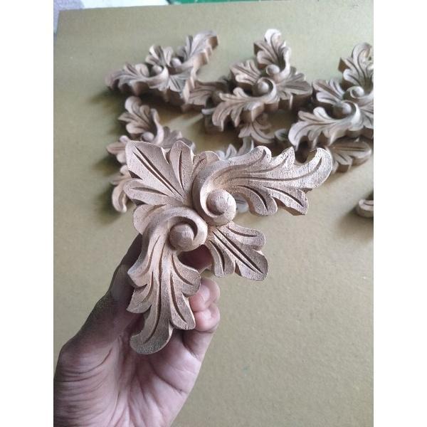 Ornamen Ukiran Kayu Jati Tempel Sudut GL17