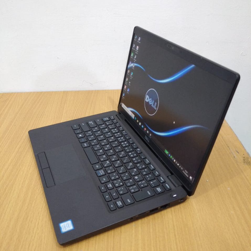 laptop  Dell 5300 ram 8Gb core i5 gen8 ssd 256 slim (baterai baru)