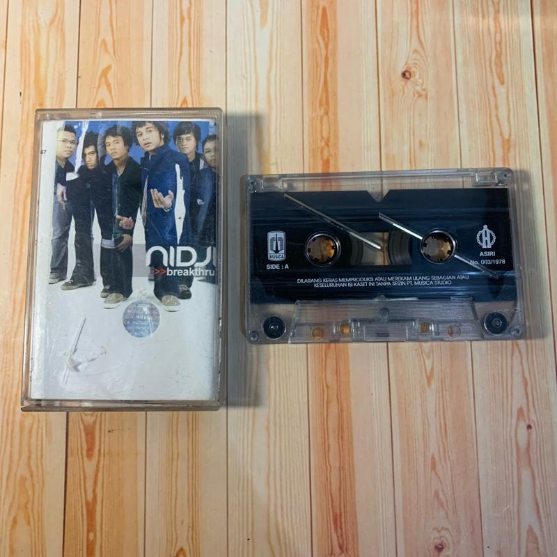 Kaset Nidji Breakthru Mulus