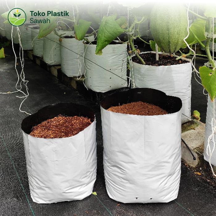 Polybag Putih 40 x 40 Isi 50 Lembar - Polybag Putih / Putih-Hitam - PUTIH-HITAM (LLDPE), 40X40 Terla