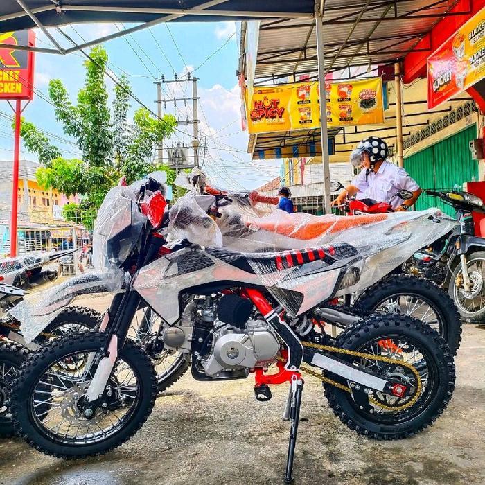 Motor Mini Trail HSX Pro Medium 110CC 4 Tak Manual