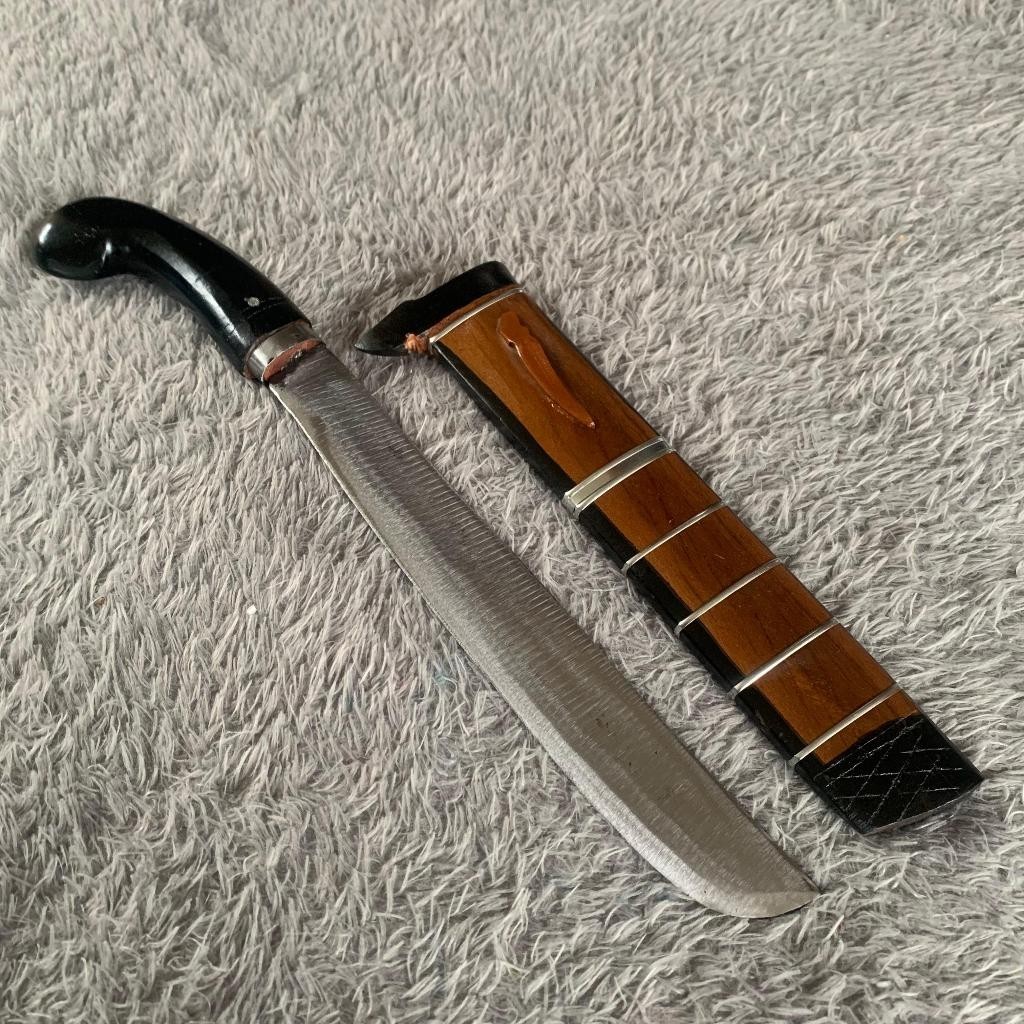 Golok Tajam Tradisional – Perkakas Pisau Tebas Kayu/Bambu/Serbaguna