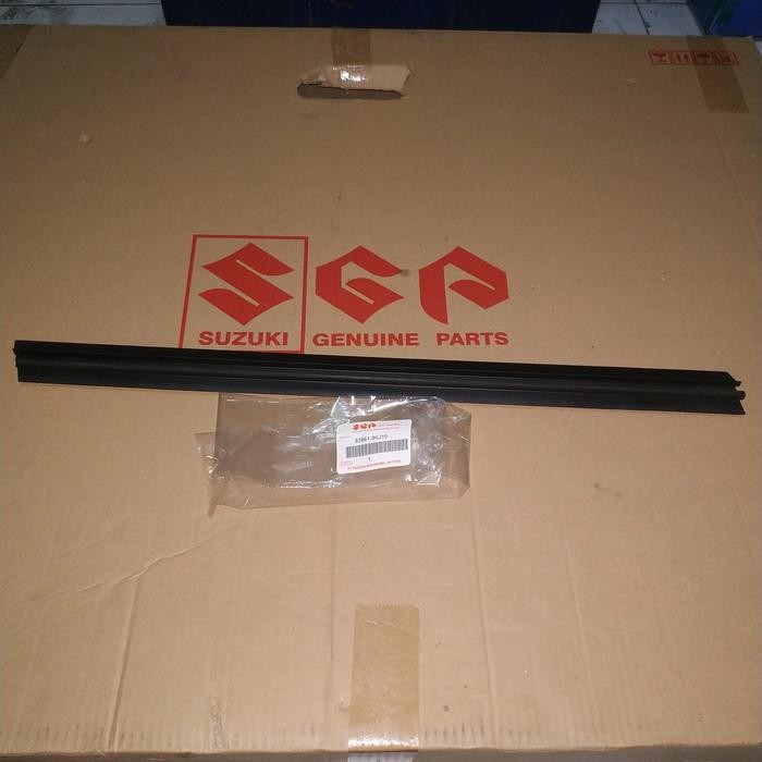 83861-80J10 Weatherstrip Fr Door Inner LH Suzuki SX4 SPAREPART NEW