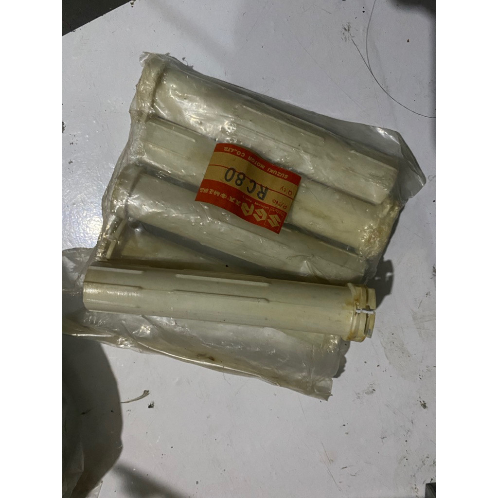 Selongsong Pipa Gas SUZUKI RC80 RC100 BRavo RC 100 80 ori