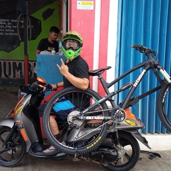 PROMO  BRAKET BRAKET BREKET alat loading sepeda untuk di motor