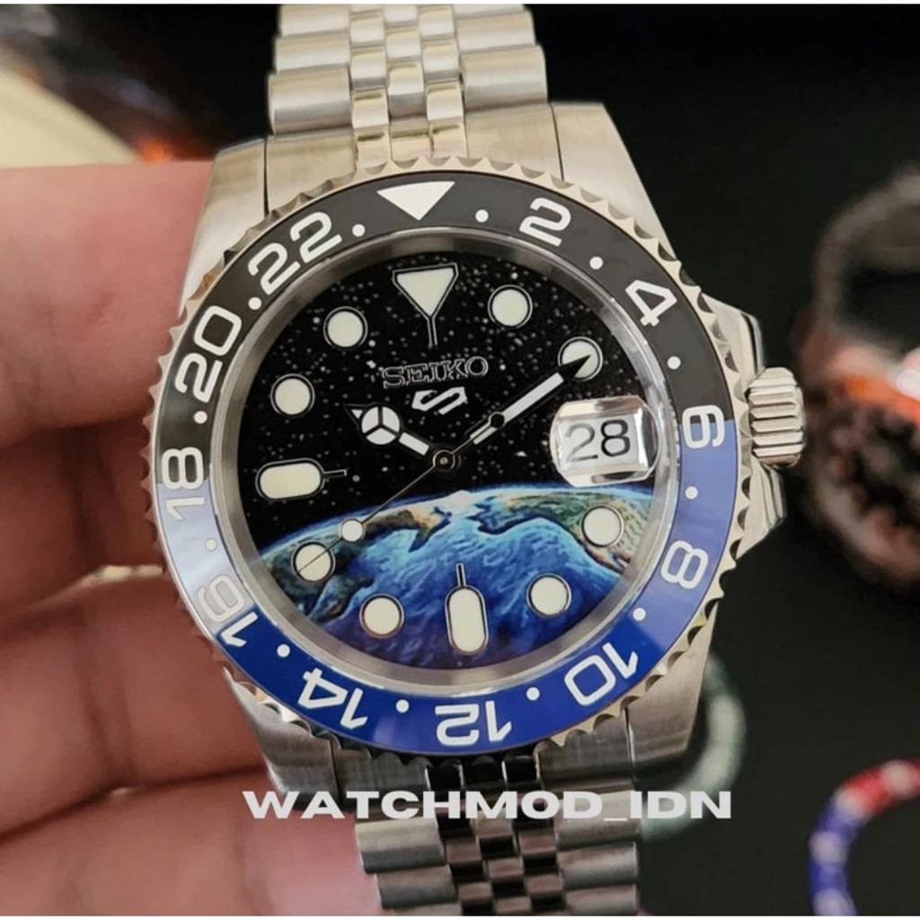 Seiko Submariner Skx Voyager NH35 Automatic Glow In The Dark