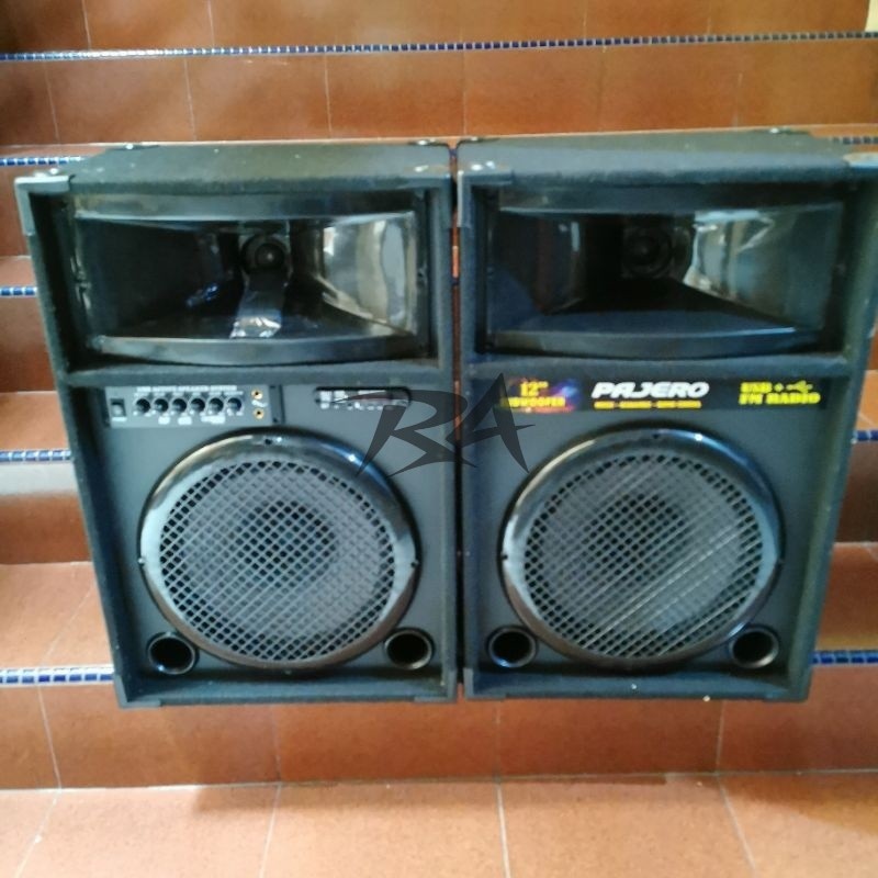 III FULL POWER ACTIVE SPEAKER SPIKER AKTIP AKTIF A B SEPASANG SATU PASANG KANAN KIRI OBRAL CUCI GUDA